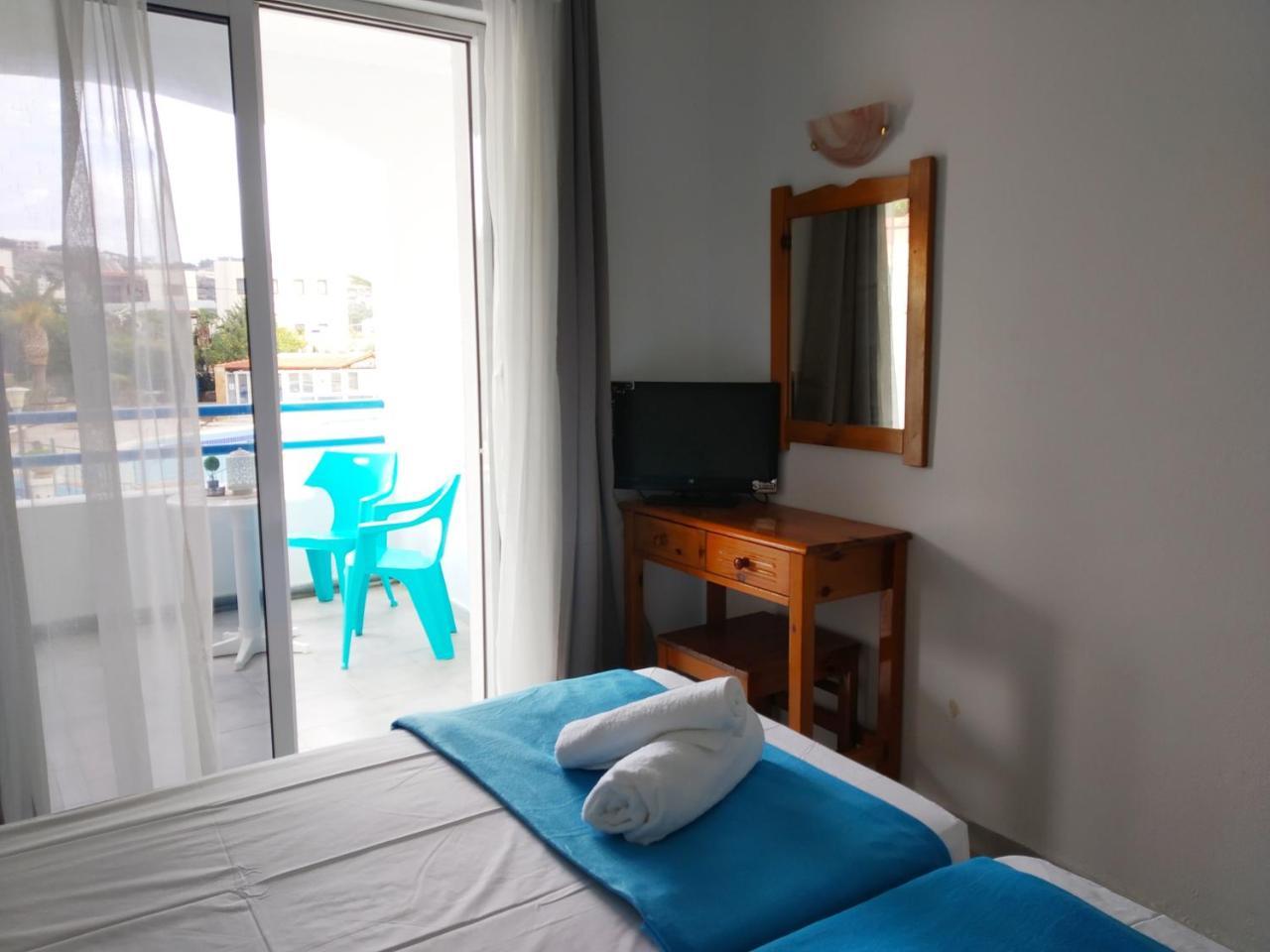 Pals Studios Pefki Dış mekan fotoğraf